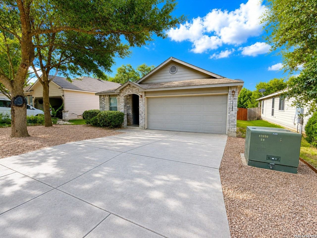 7634 Presidio Ledge - Photo 3 of 27