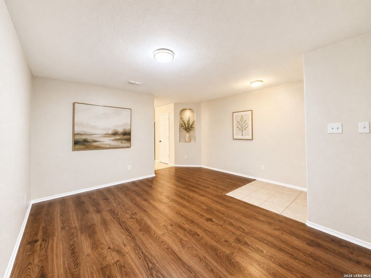 7634 Presidio Ledge - Photo 6 of 27
