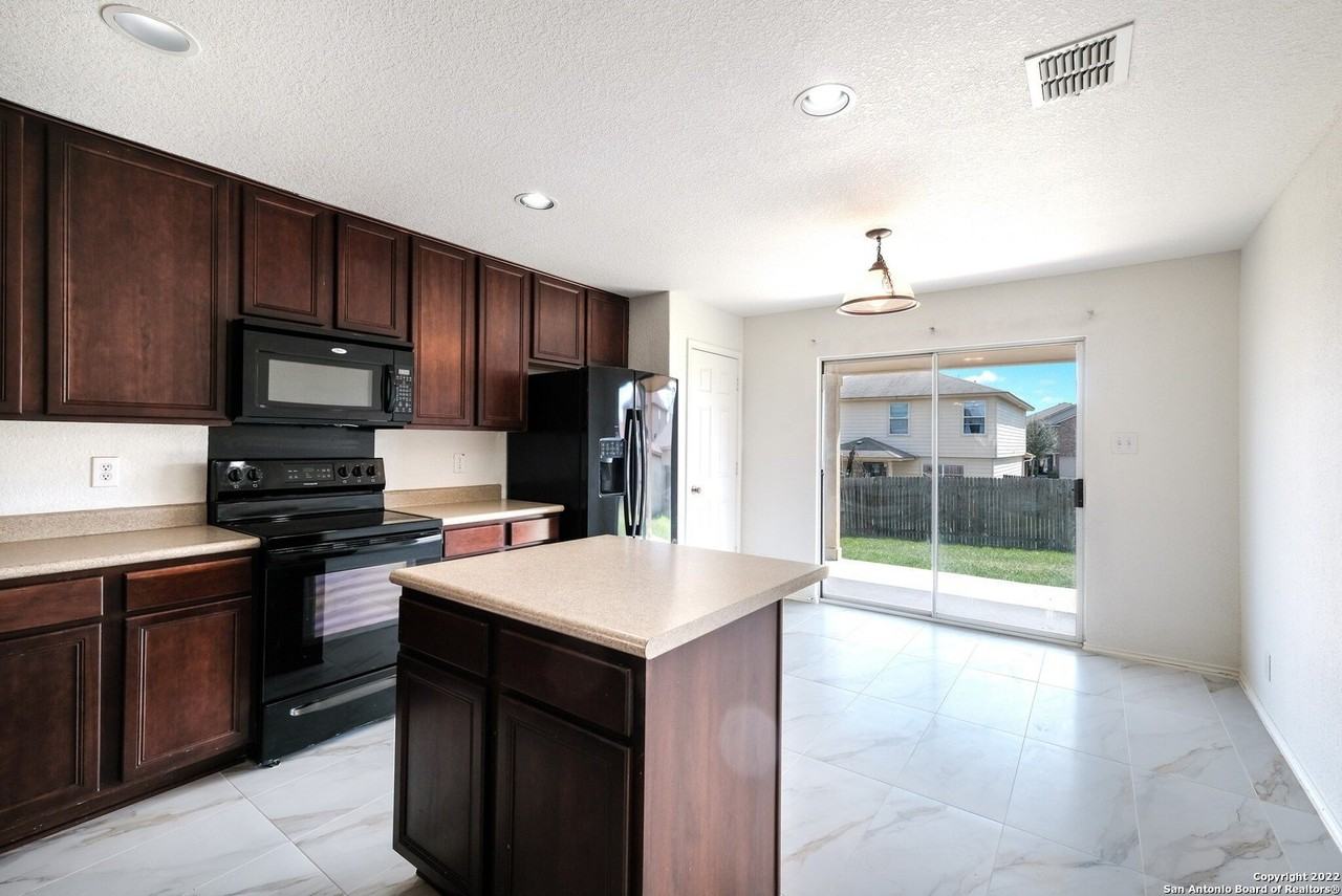 426 Reba - Photo 4 of 18
