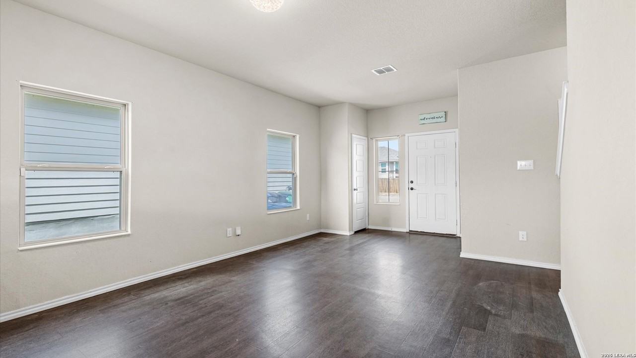 5915 Poolside Park - Photo 3 of 21