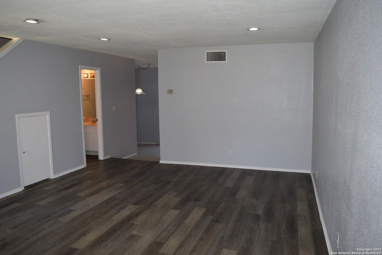 8119 Scottshill - Photo 2 of 19