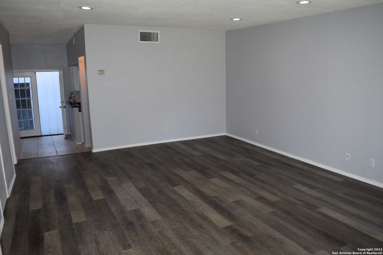 8119 Scottshill - Photo 4 of 19