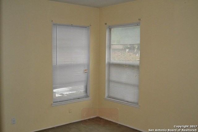 1815 Viewridge Dr - Photo 5 of 6