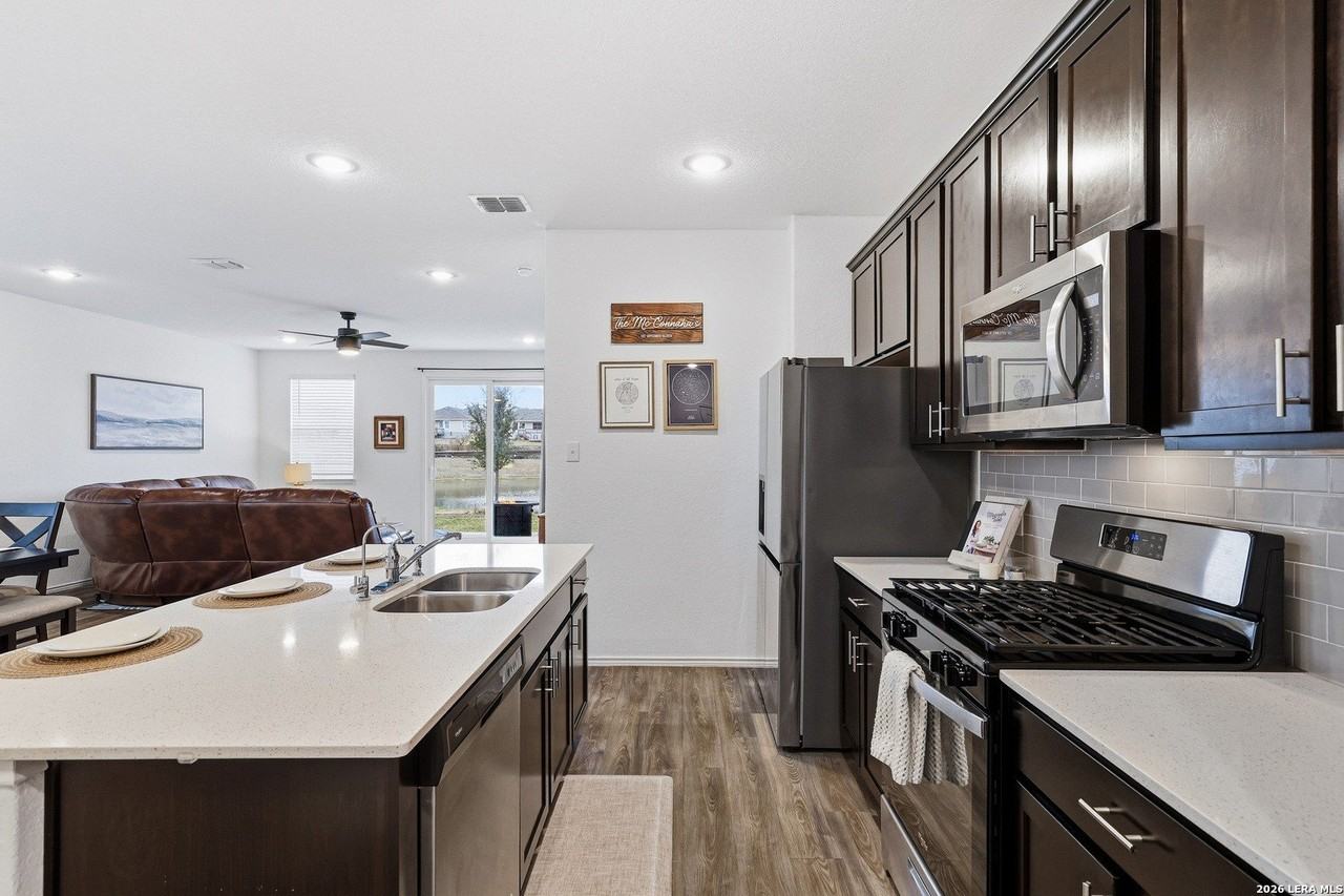 13225 Hagerd Loop - Photo 4 of 35