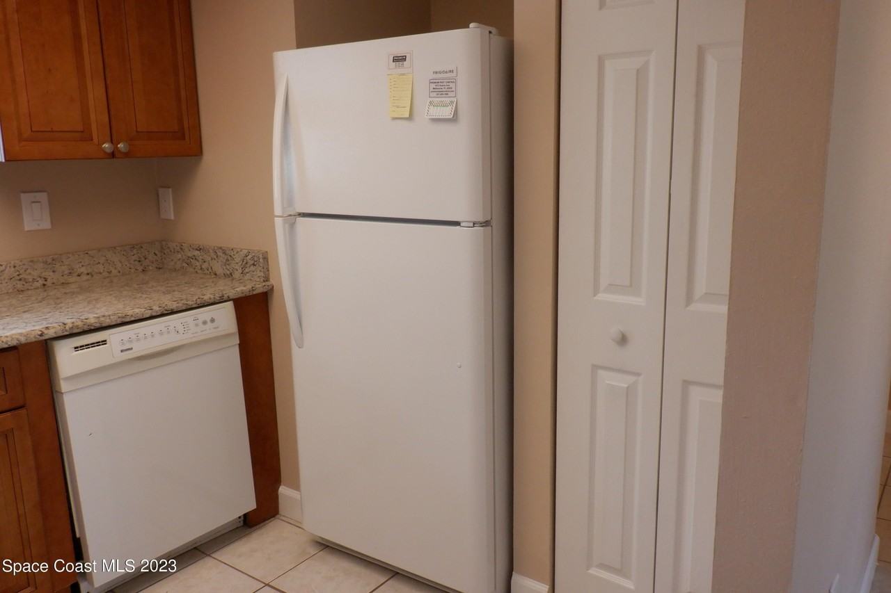 3101 Sand Trap Ln #4F - Photo 5 of 18