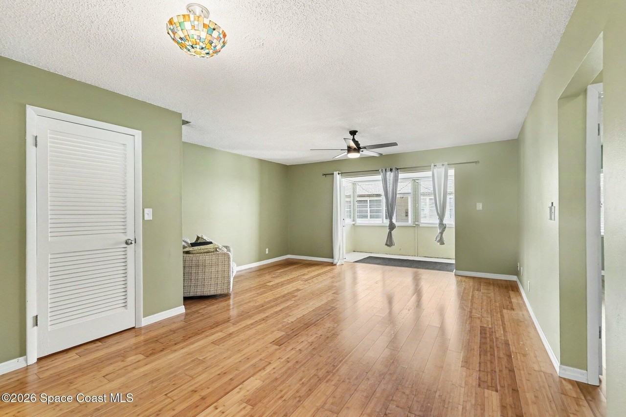 1047 Small Ct #38 - Photo 6 of 26