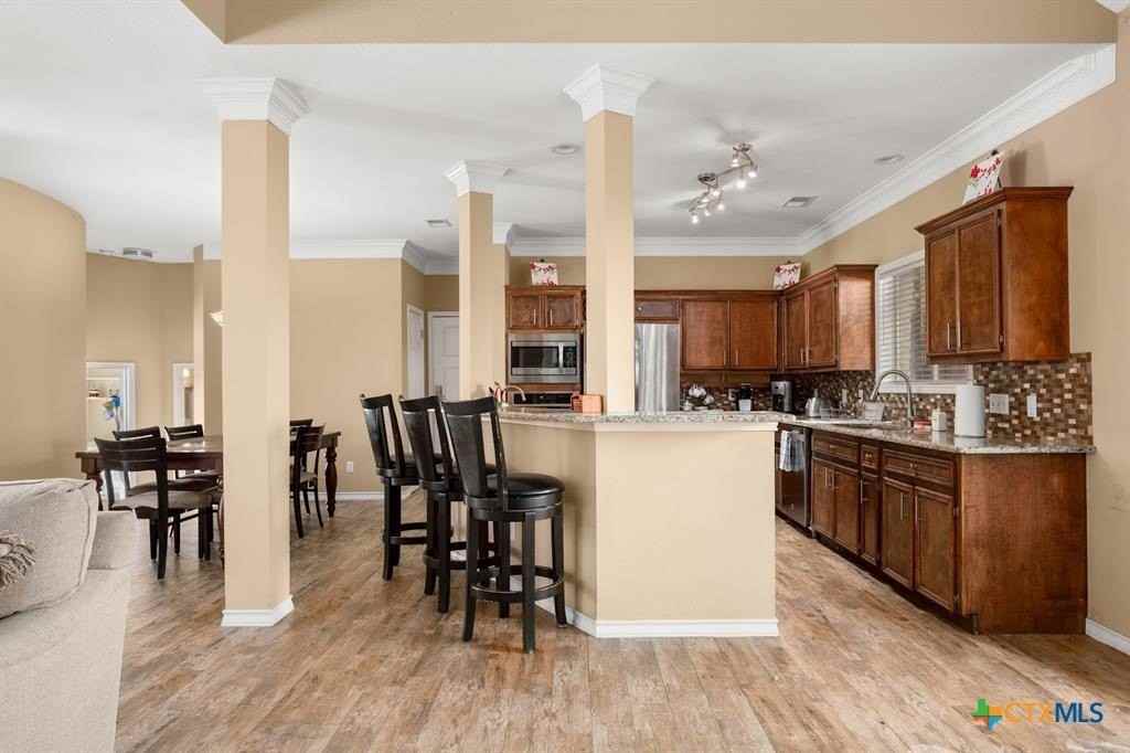 6108 Cape Coral Dr - Photo 5 of 24