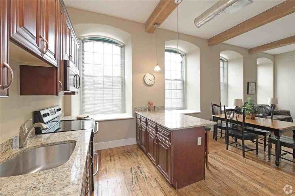 624 Washington St #A515 - Photo 4 of 24