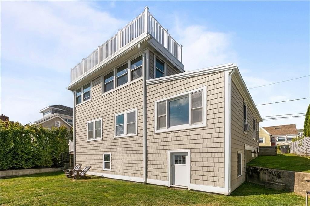 38 Aquidneck Ave #2 - Photo 2 of 13