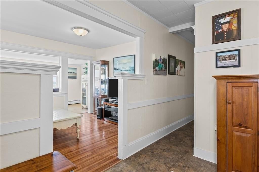 38 Aquidneck Ave #2 - Photo 5 of 13