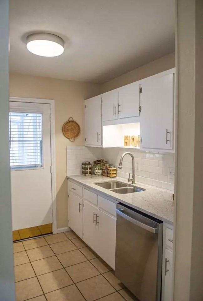 2506 Prest Ct - Photo 4 of 9