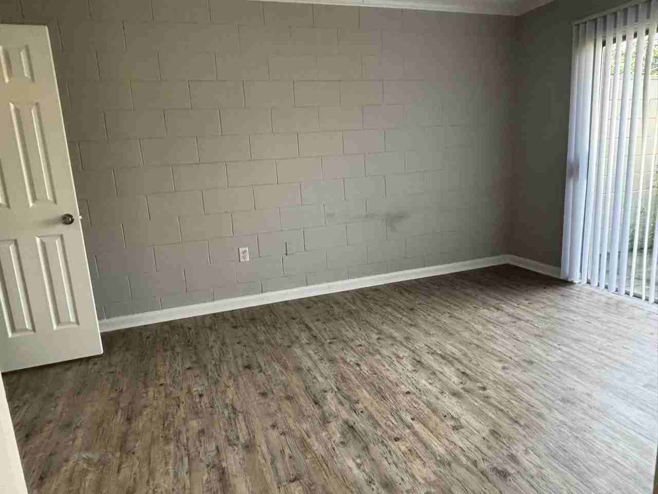 2241 W Pensacola St #50 - Photo 7 of 12