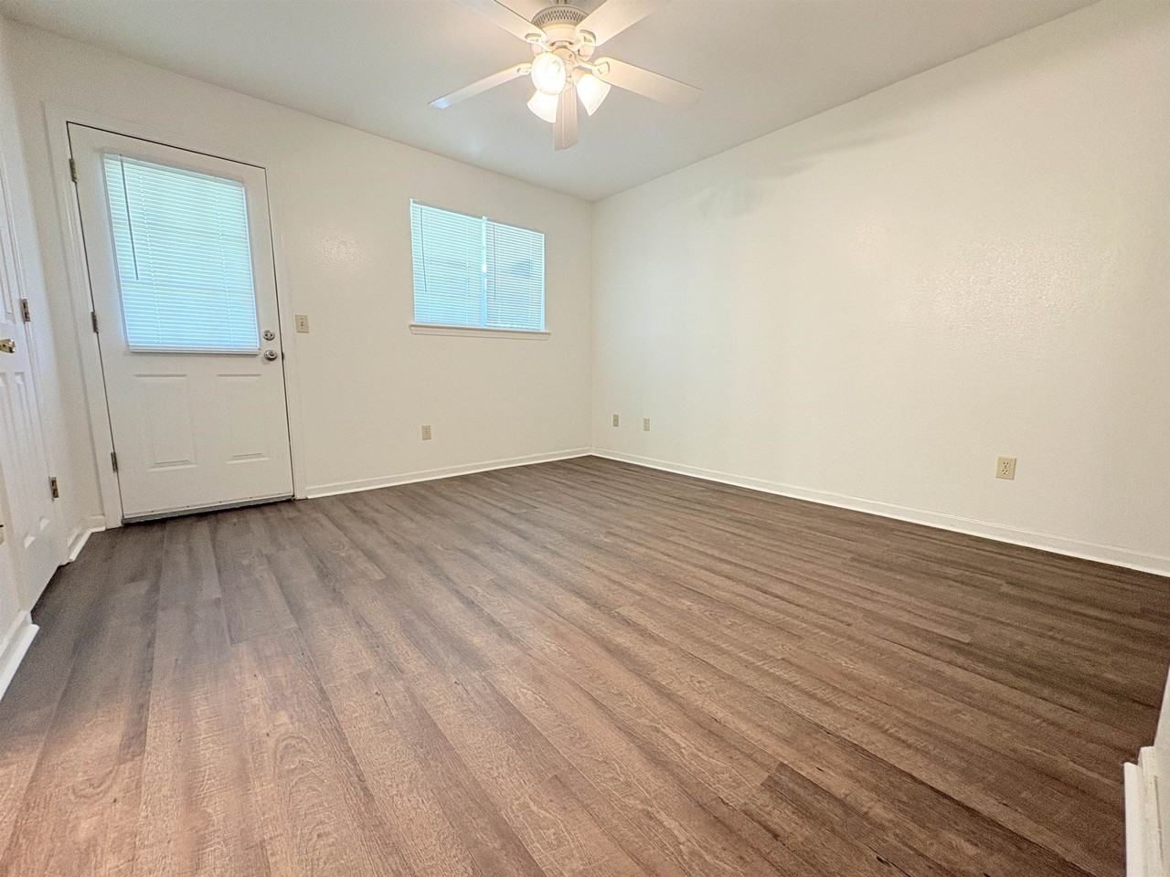 3887 Gaffney Loop - Photo 6 of 11