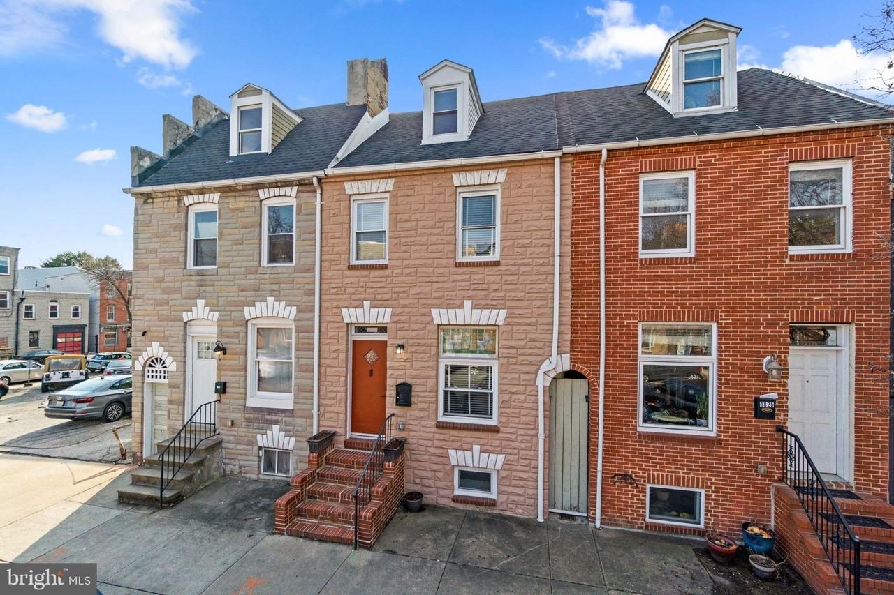 1827 Bank St - Photo 3 of 31