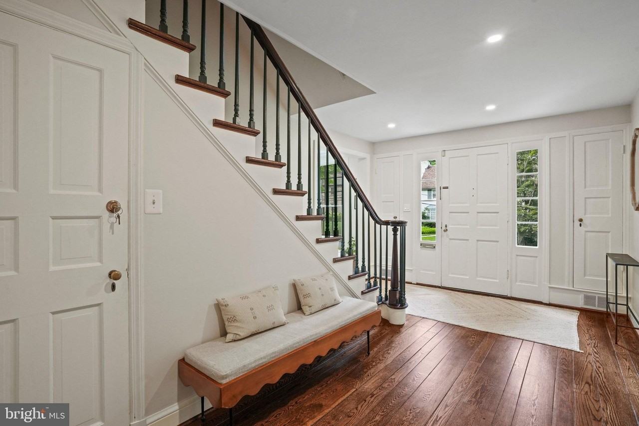 5320 Albemarle St - Photo 4 of 30