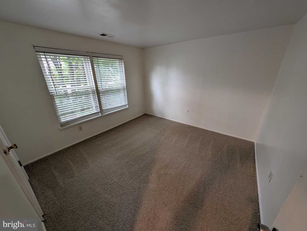 14 Pine Ridge Ct #11-7 - Photo 7 of 20