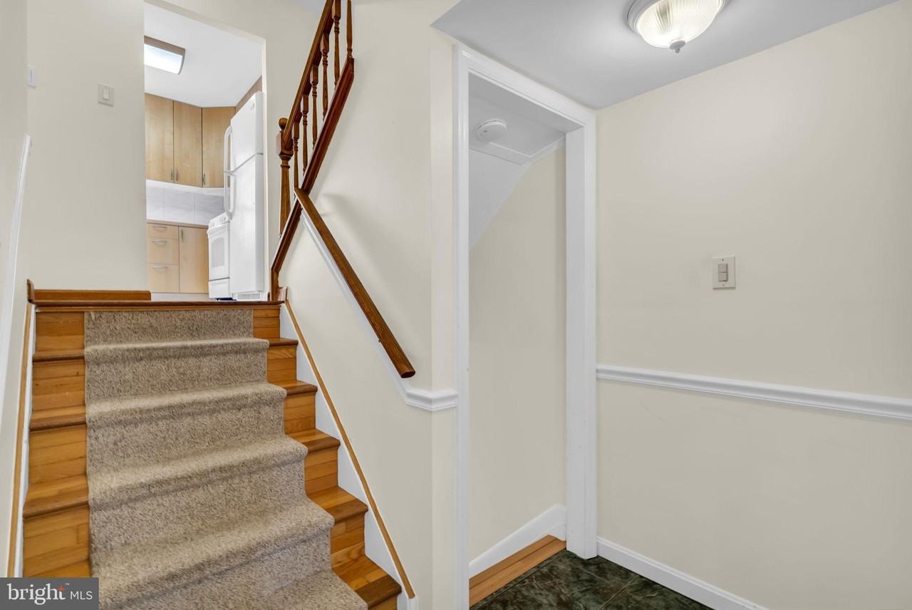 606 Northcliffe Dr - Photo 6 of 25