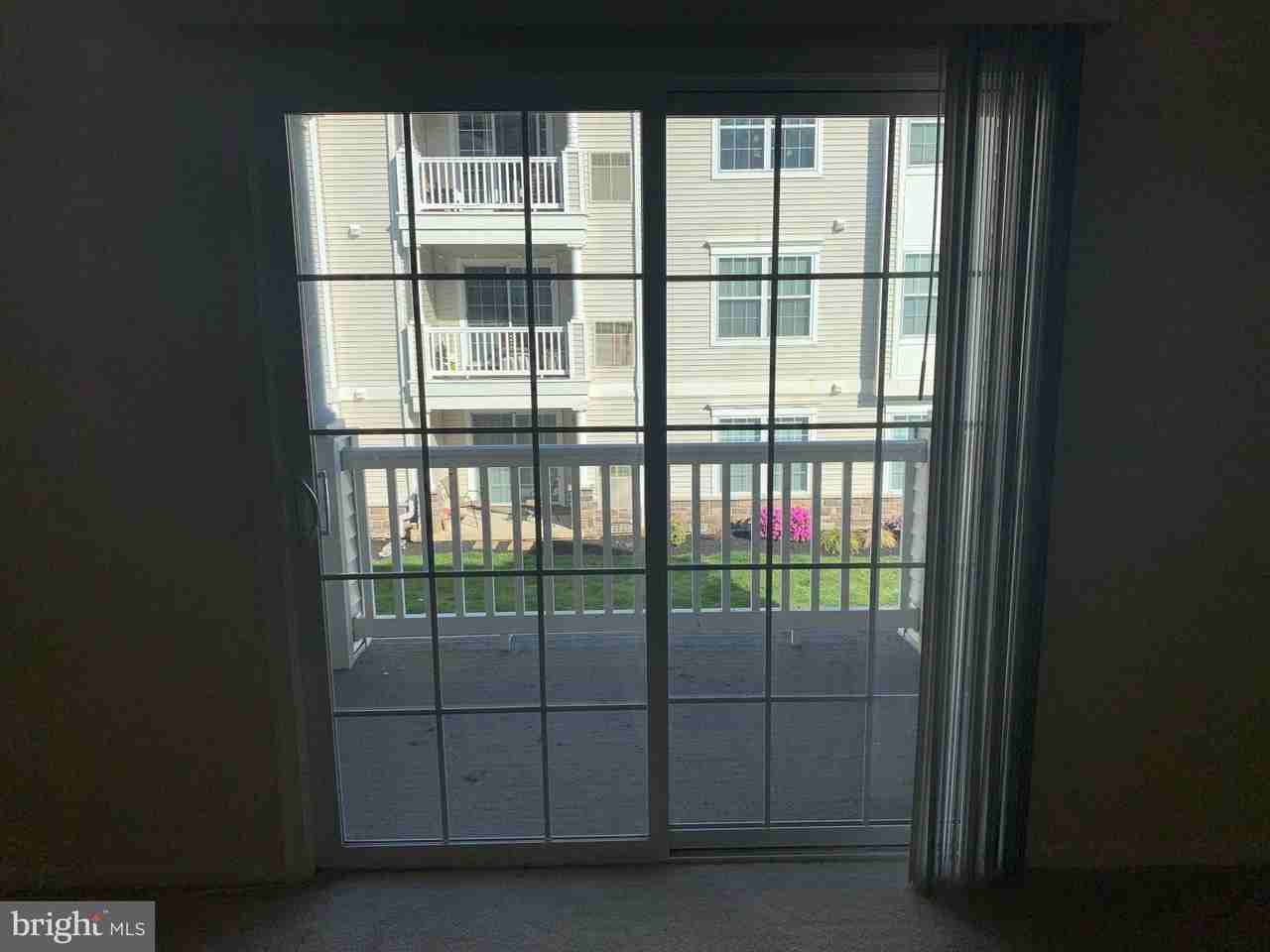 110 Lionheart Ln - Photo 7 of 27