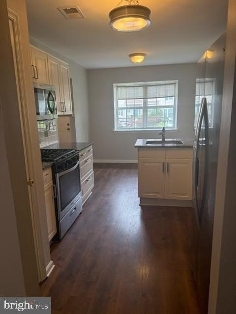 110 Pin Oak Ct - Photo 5 of 21