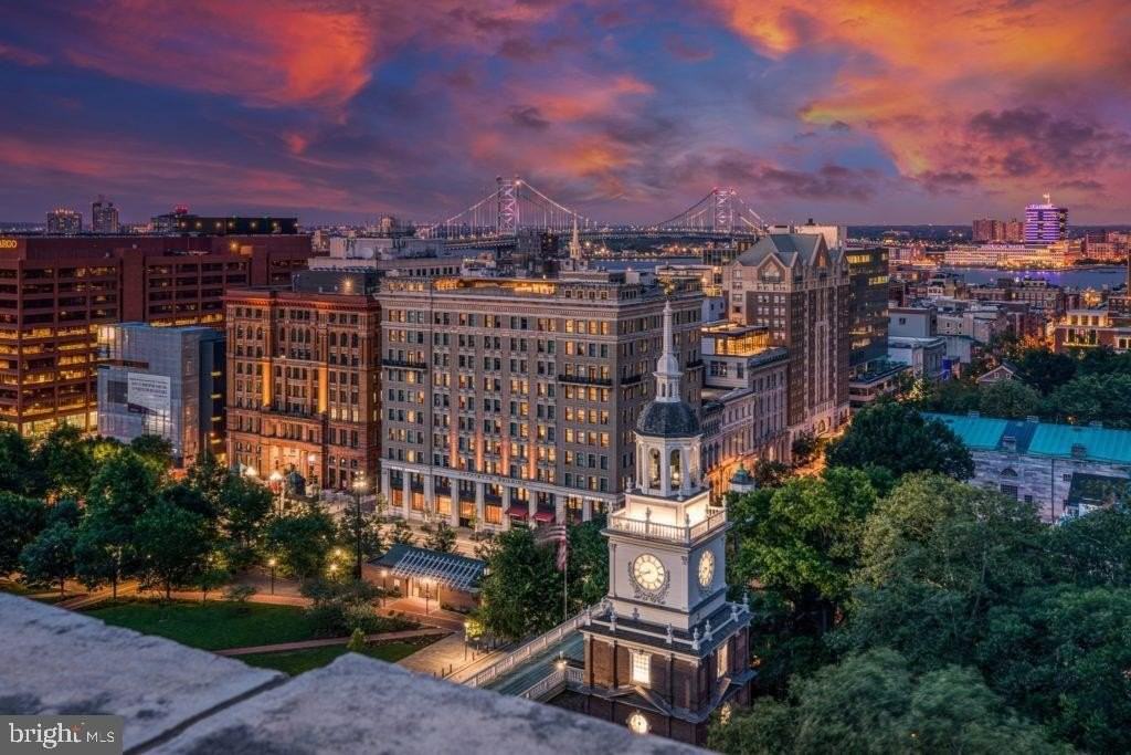 150 S Independence Mall W #1013
