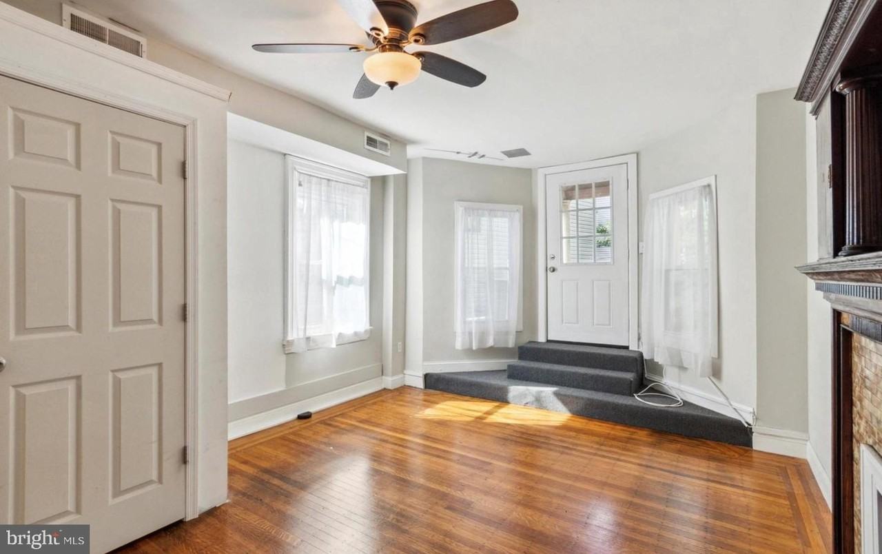 3813 Baring St #2ndFL - Photo 5 of 16