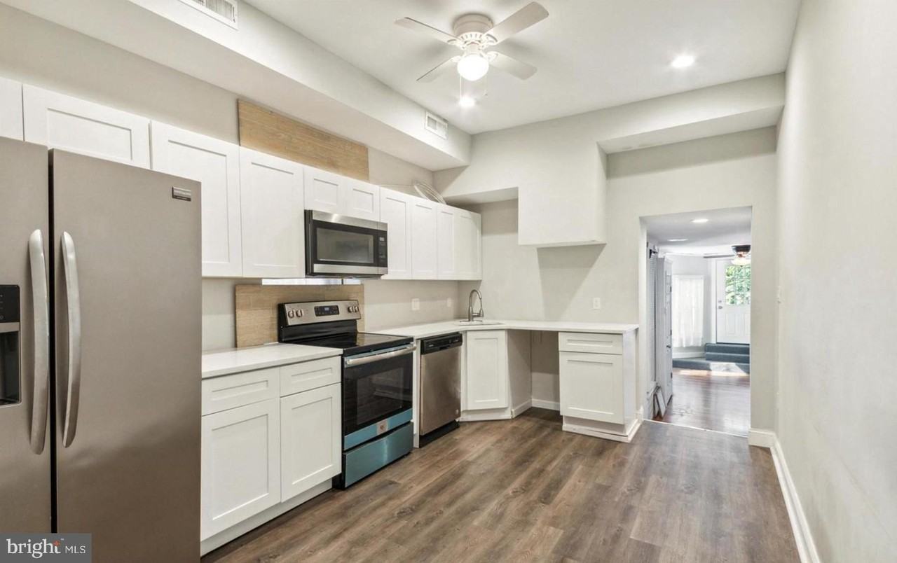 3813 Baring St #2ndFL - Photo 6 of 16