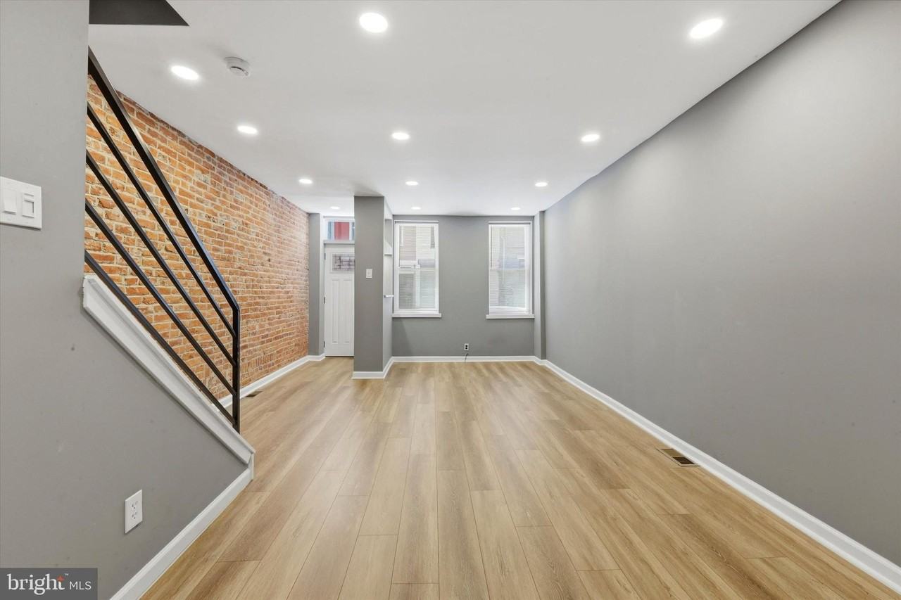 2625 Manton St - Photo 5 of 24