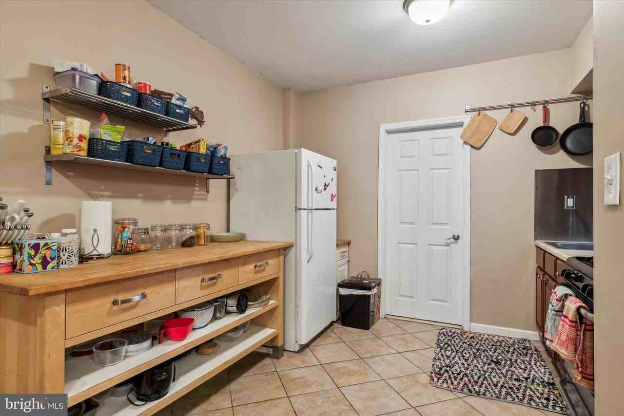 1011 S 18th St #A - Photo 6 of 15