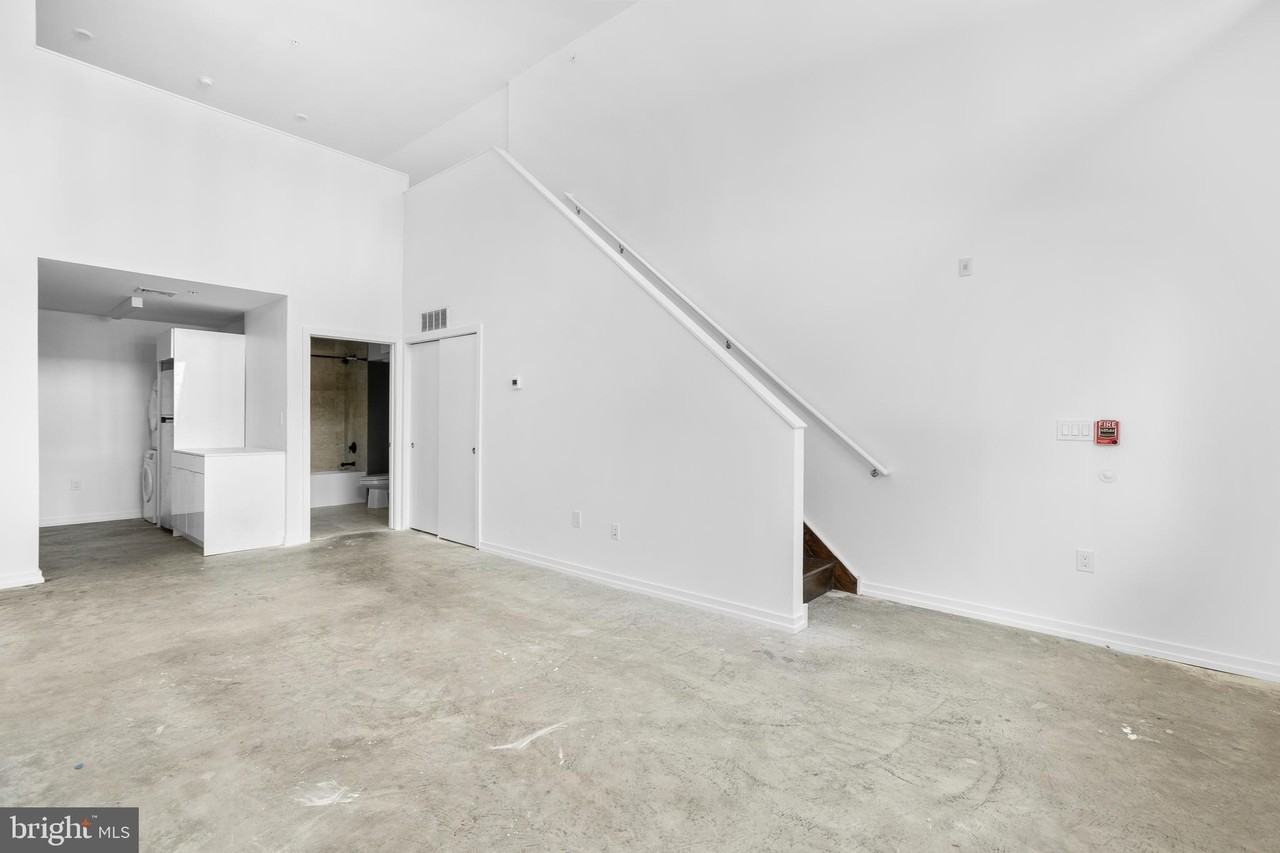 455 N 5th St #3 - Photo 2 of 26