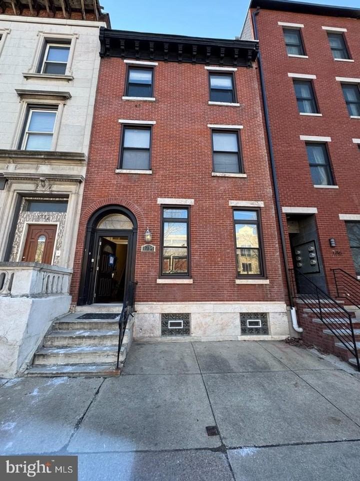 1714 W Girard Ave #3