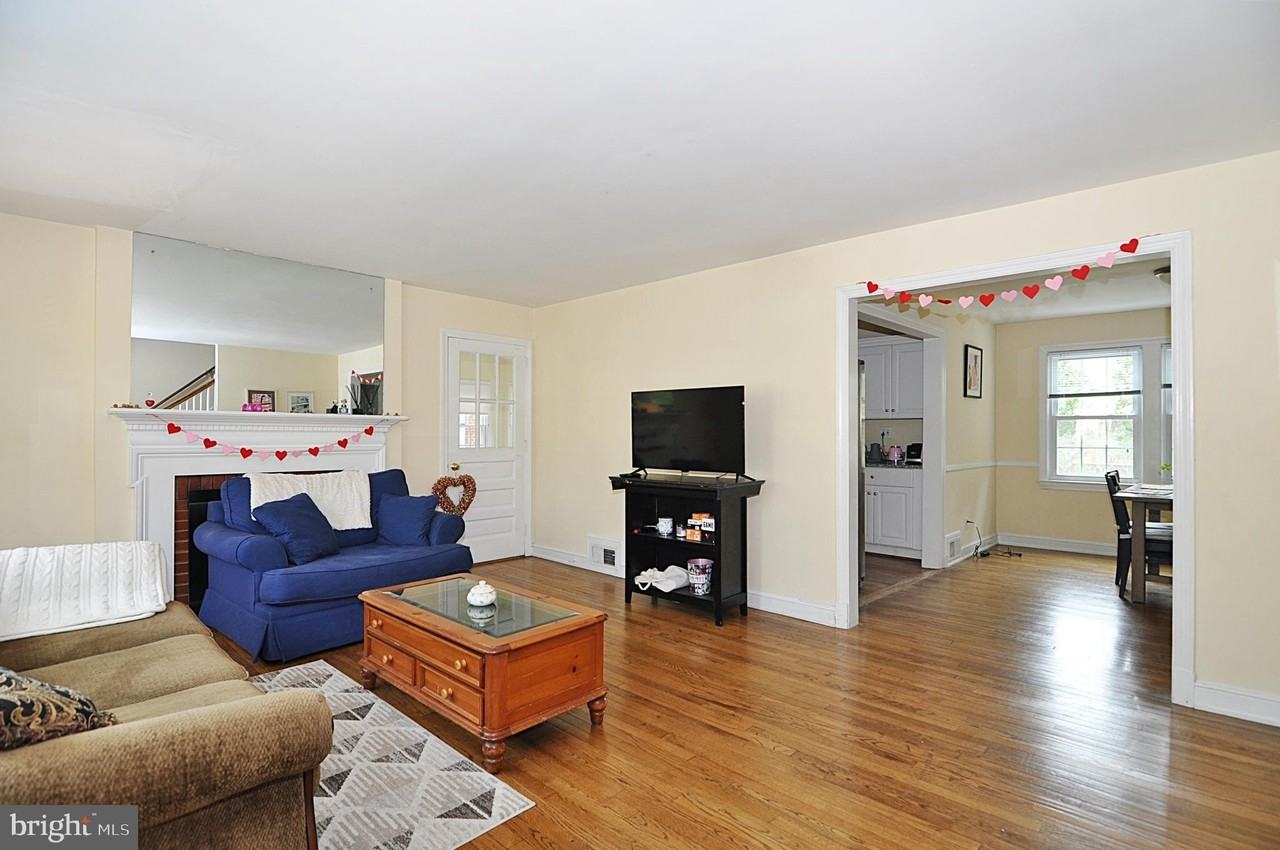 2124 N Troy St - Photo 2 of 18