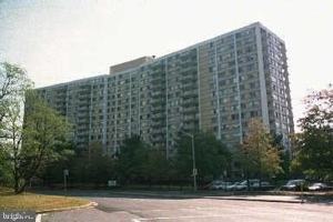featured image of 301 N Beauregard St #612