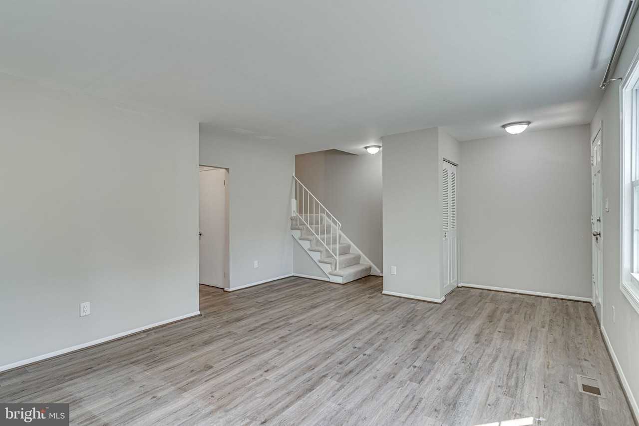 3374 Breckenridge Ct - Photo 4 of 37