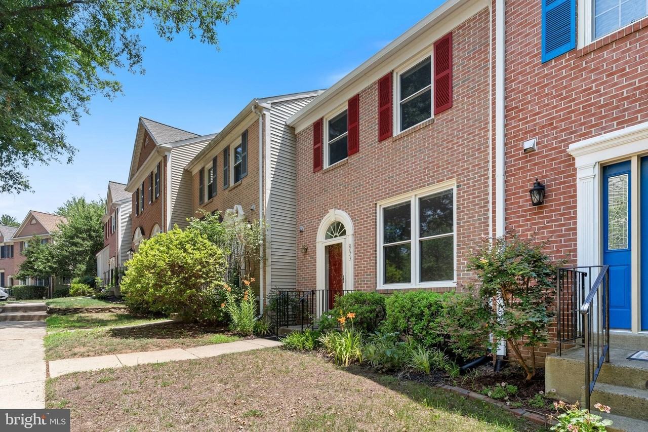 8073 Morning Meadow Ct - Photo 3 of 48