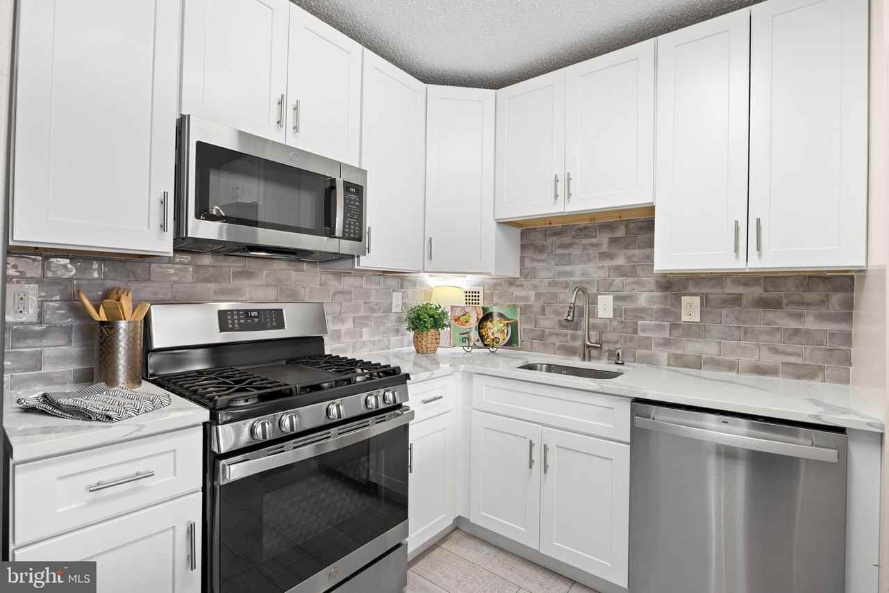 3701 S George Mason Dr #2518N - Photo 6 of 39