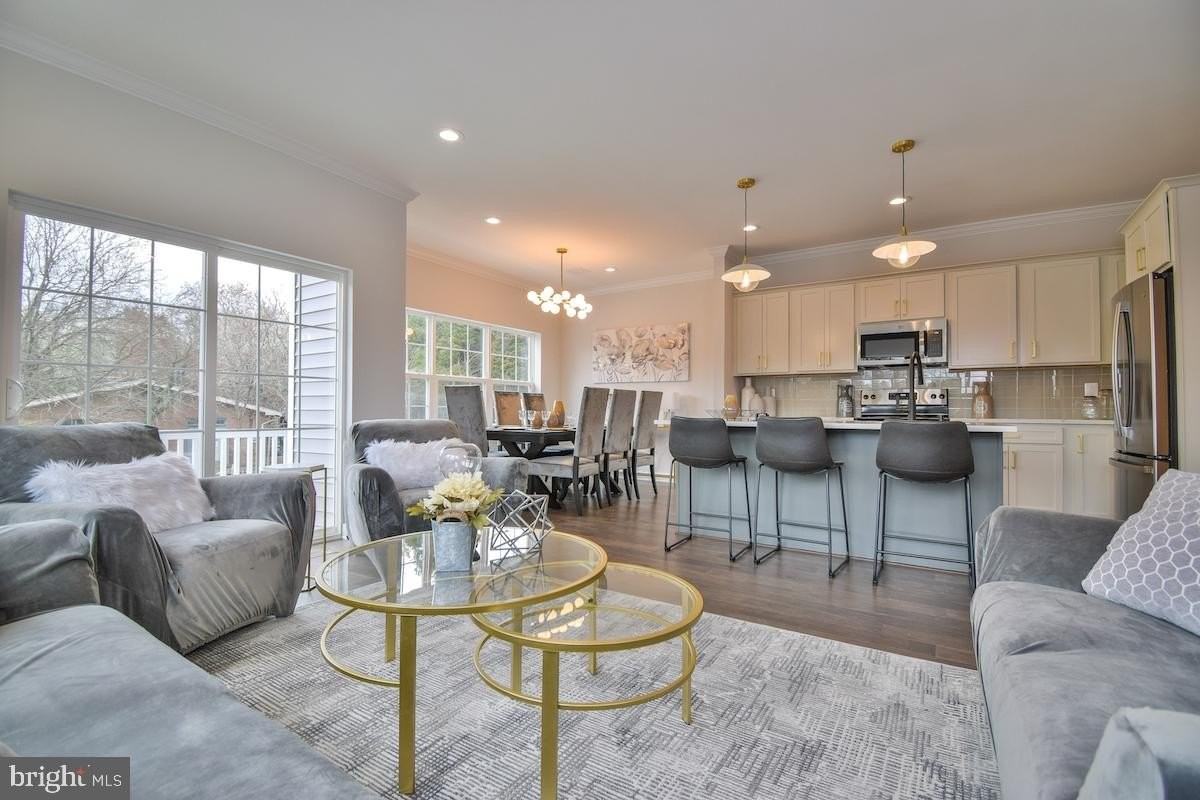 8276 Safarian Way - Photo 2 of 27