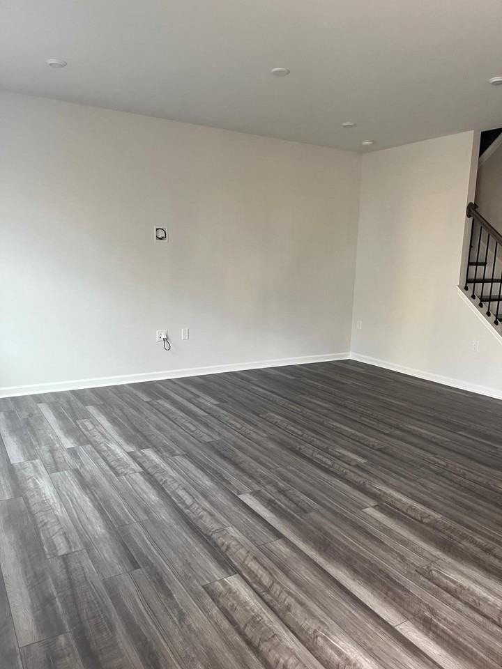 415 Ribbon Rail St - Photo 5 of 30