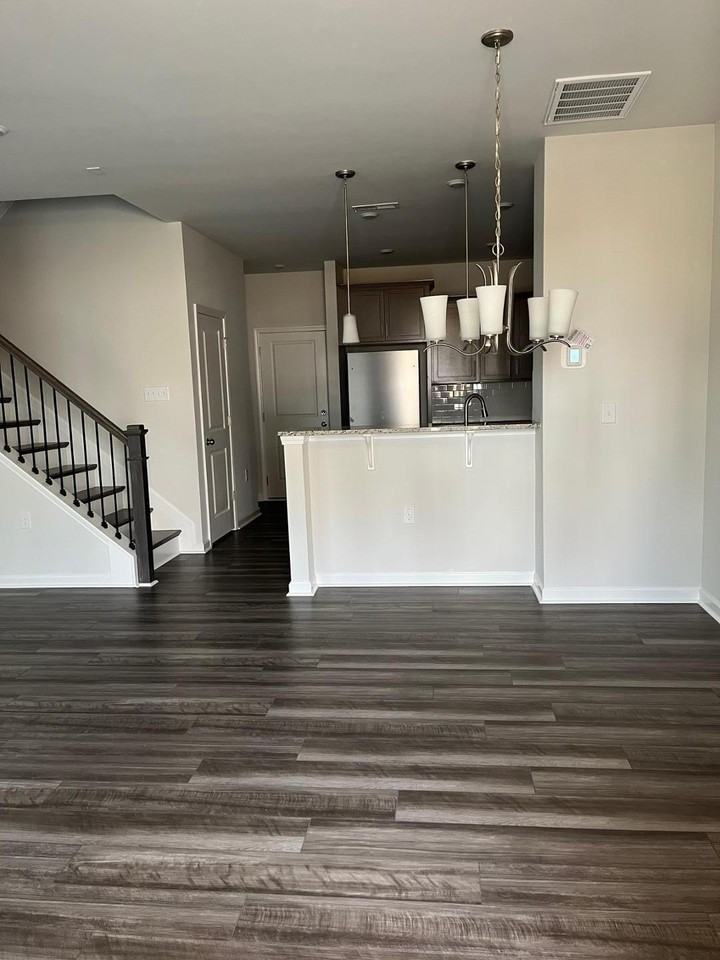 415 Ribbon Rail St - Photo 6 of 30