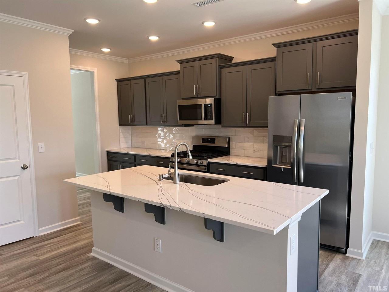 248 Streamliner Blvd - Photo 2 of 20