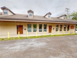 featured image of 1015 E Jefferson St