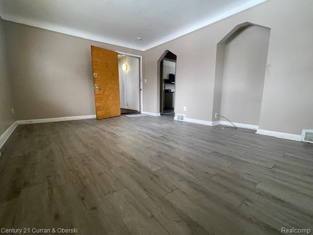 1441 S Telegraph Rd - Photo 3 of 10