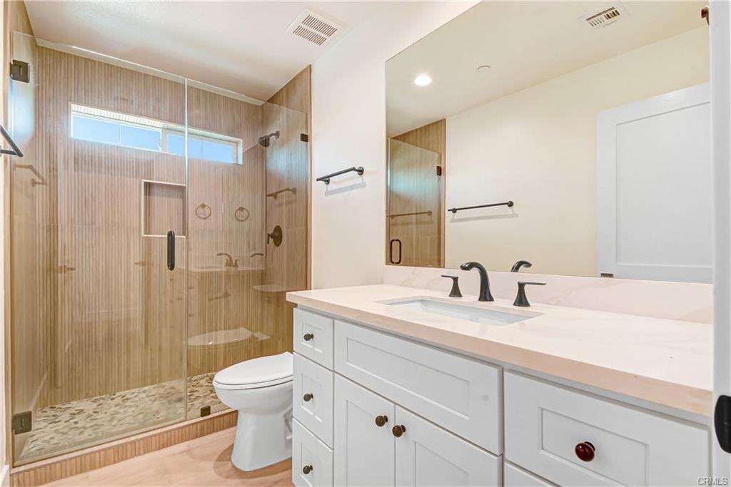 16385 Valencia Ave - Photo 7 of 12