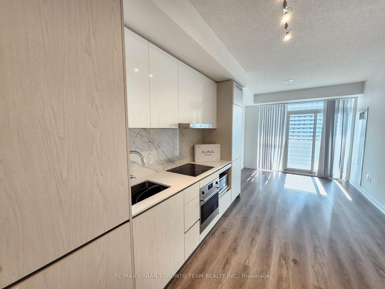 28 Interchange Way #2716 - Photo 3 of 10