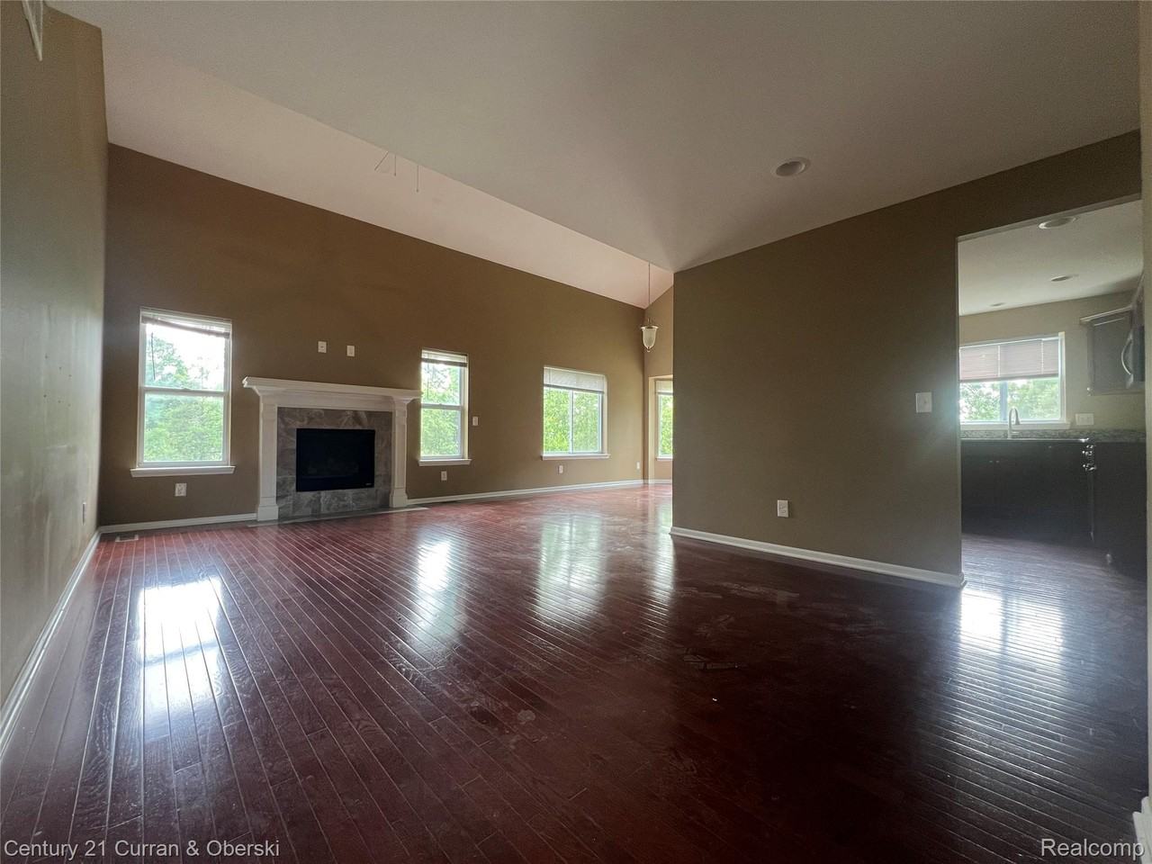 3493 Silver Stone Dr ##5 - Photo 3 of 24
