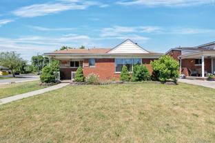 5635 Oakman Blvd - Photo 1 of 1