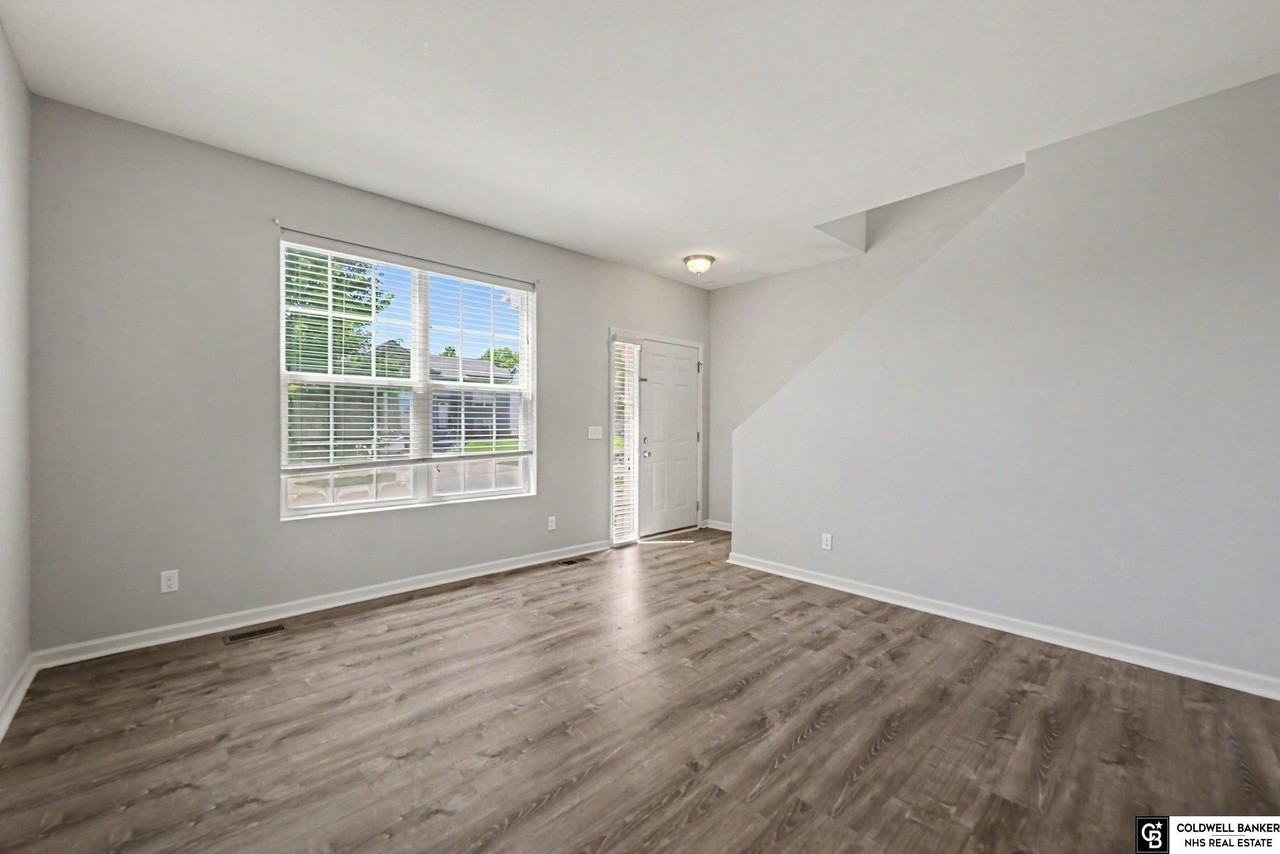 19464 Gail Ave - Photo 2 of 21