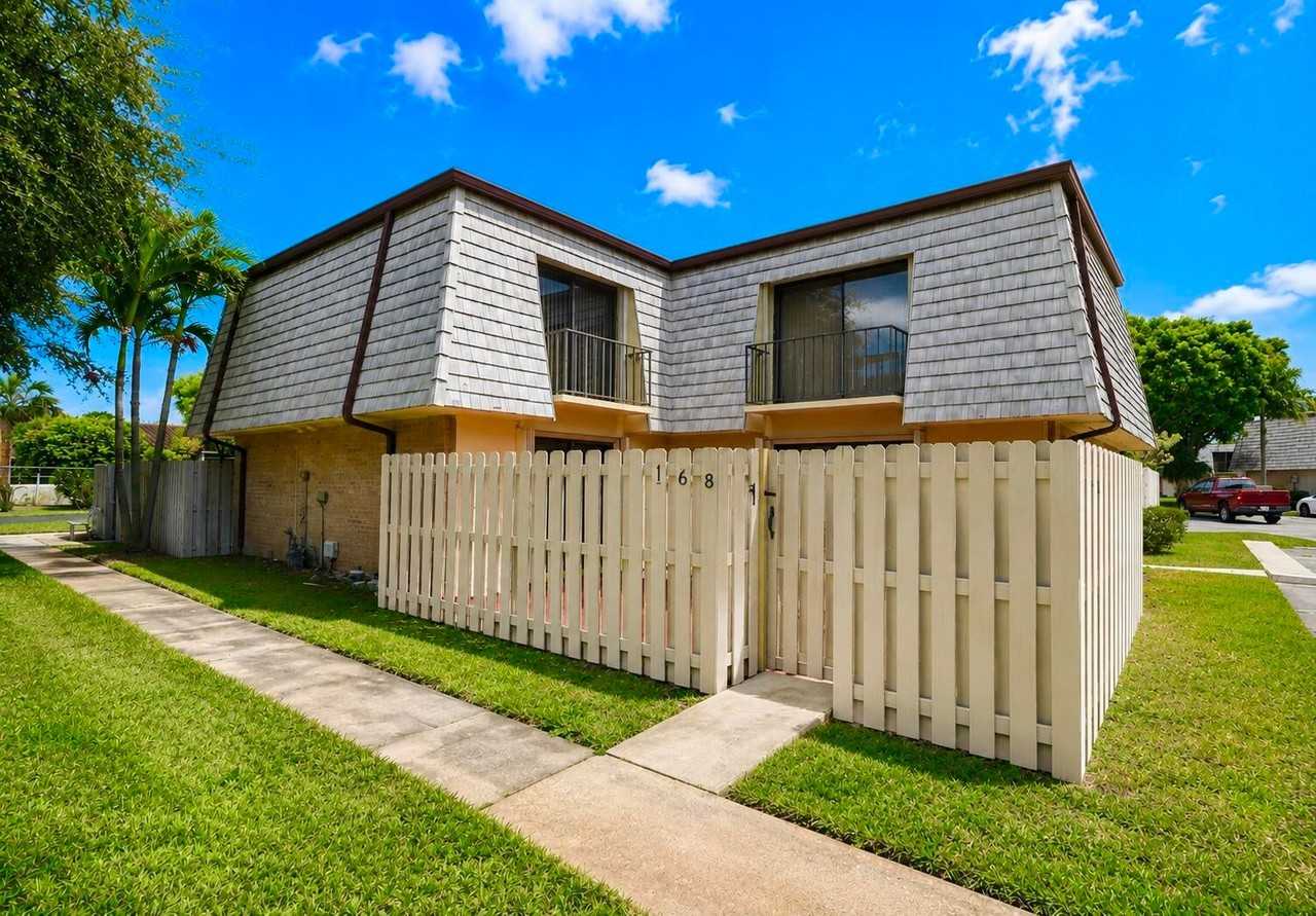 168 Lake Arbor Dr