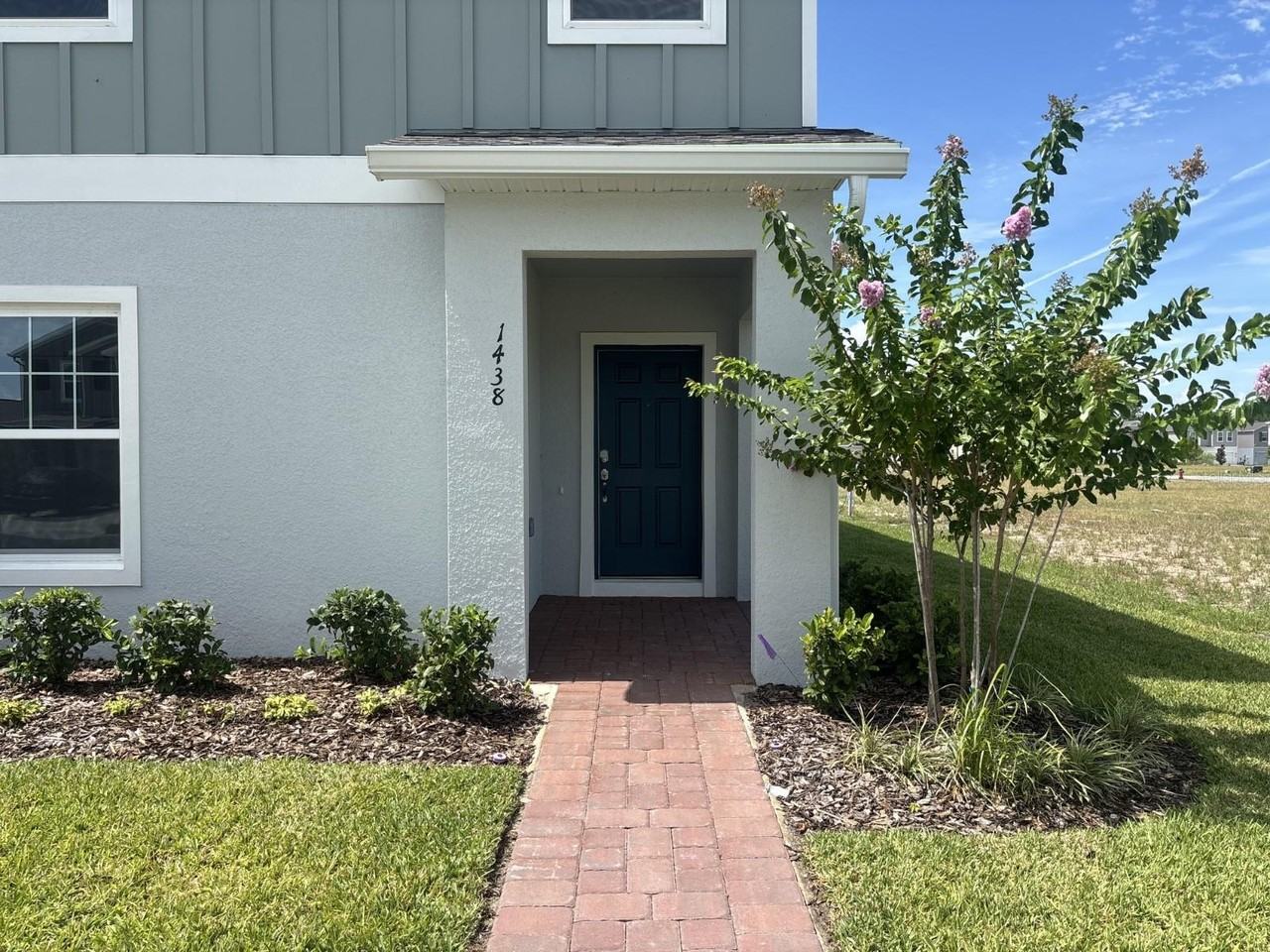 1438 Acorn Meadow Loop - Photo 2 of 16