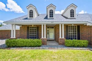 featured image of 2621 Taylor Blvd