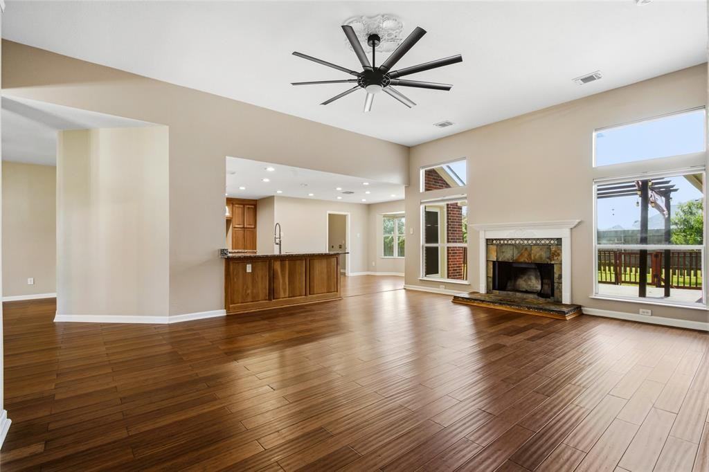2621 Taylor Blvd - Photo 4 of 29